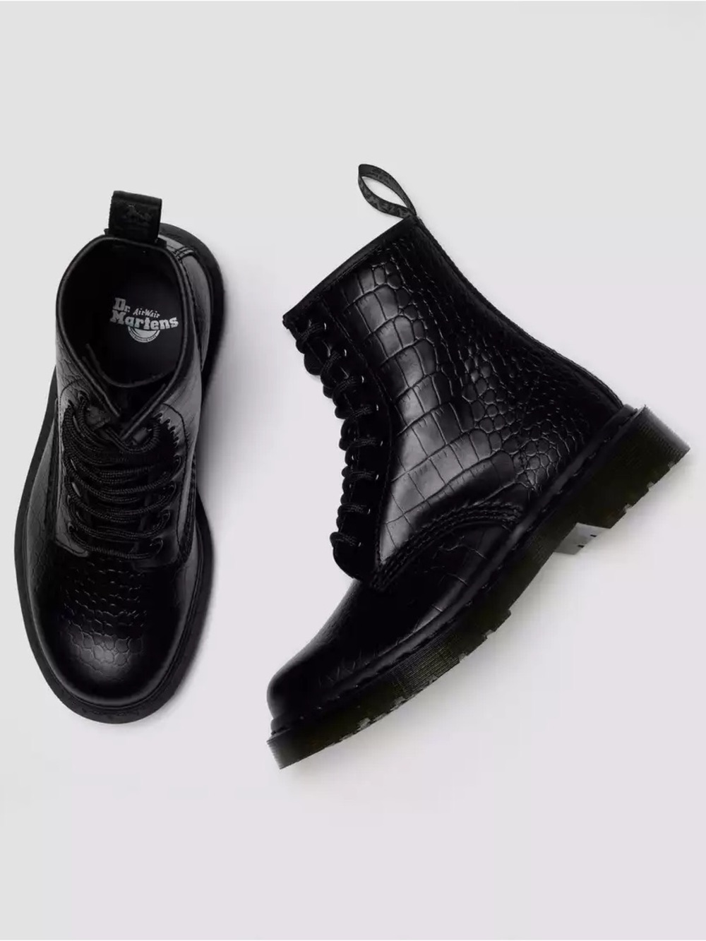 DR. MARTENS 1460 Croco 8 Eye Boot Black New Vibrance